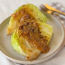 春キャベツじゃなくても驚きの甘さ✨絶品【キャベツステーキ】