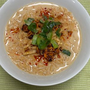 キャピタンの作ってみた!投稿(【食べるラー油の豆乳チキンラーメン】スープまで飲み干せる！)