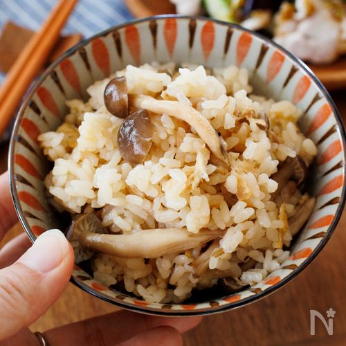 『きのこたっぷり☆炊き込みご飯』秋の定番!炒めて美味しい♪