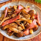 【舞茸しめじベーコンのバター醤油炒め】旨味たっぷり♡