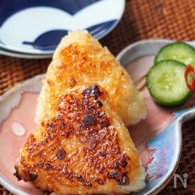フライパンで簡単絶品!
味噌焼きおにぎり