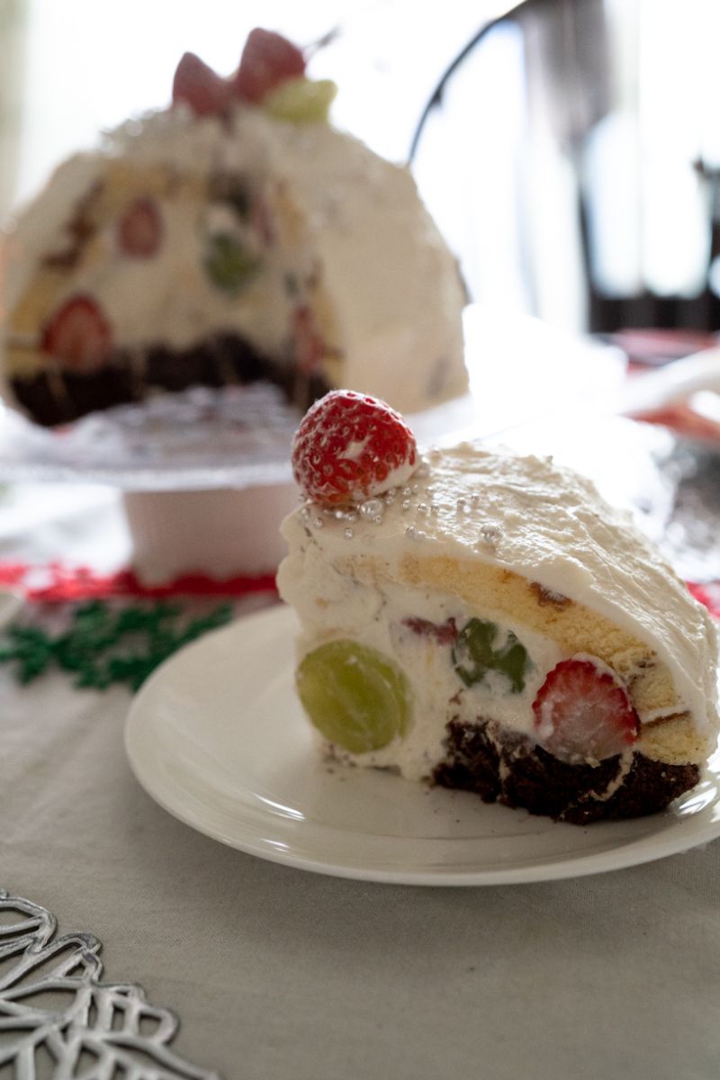 2024最新作】 2段のクリスマスケーキ サンタクロースの