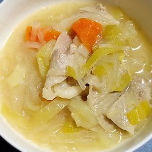 猫の作ってみた!投稿(圧力鍋で手間なし！【基本の豚汁】具だくさんで旨味たっぷり)