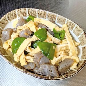 ごんべすの作ってみた!投稿(【うどんスープでこんにゃくの旨だししょうが炒め】味しみしみ！)