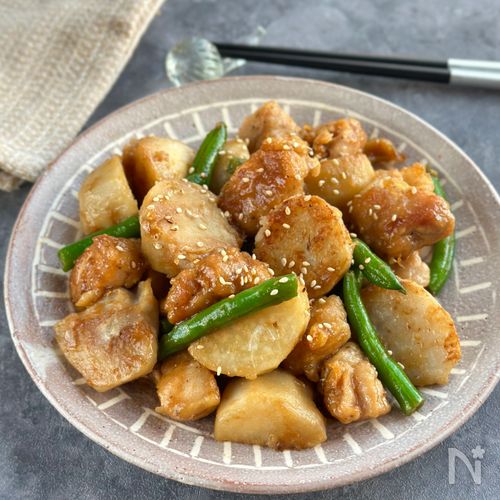 鶏肉と里芋のオイスターソース炒め【こっくり♪ごはんに合う】