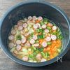 炊飯器に入れるだけ！【カレーピラフ】の工程2