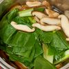 中華風♪チンゲン菜としいたけの卵スープの工程2