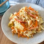 【胡麻だれが美味！】キャベツと人参カニカマの胡麻サラダ