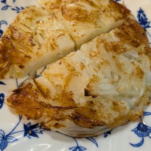 はるはるの作ってみた!投稿(新玉ねぎのもちもちチーズチヂミ【#子供も喜ぶ #食材ひとつ】)