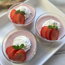 生クリーム不使用♪【いちごのレアチーズ風】プリン