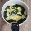 5分でできる♪ふんわり卵とわかめの中華スープの工程2
