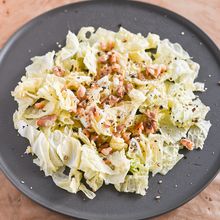 ぱぱっと作れる!白菜とくるみのレモンドレッシングサラダ