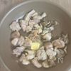 【鶏ももと舞茸のバター醤油炒め】コク旨◎の工程2
