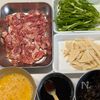 きくらげ卵入り・豚こまで【青椒肉絲】の工程1
