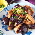 【タレが絶品生姜たっぷり】とろとろ茄子と豚こまのしょうが焼き