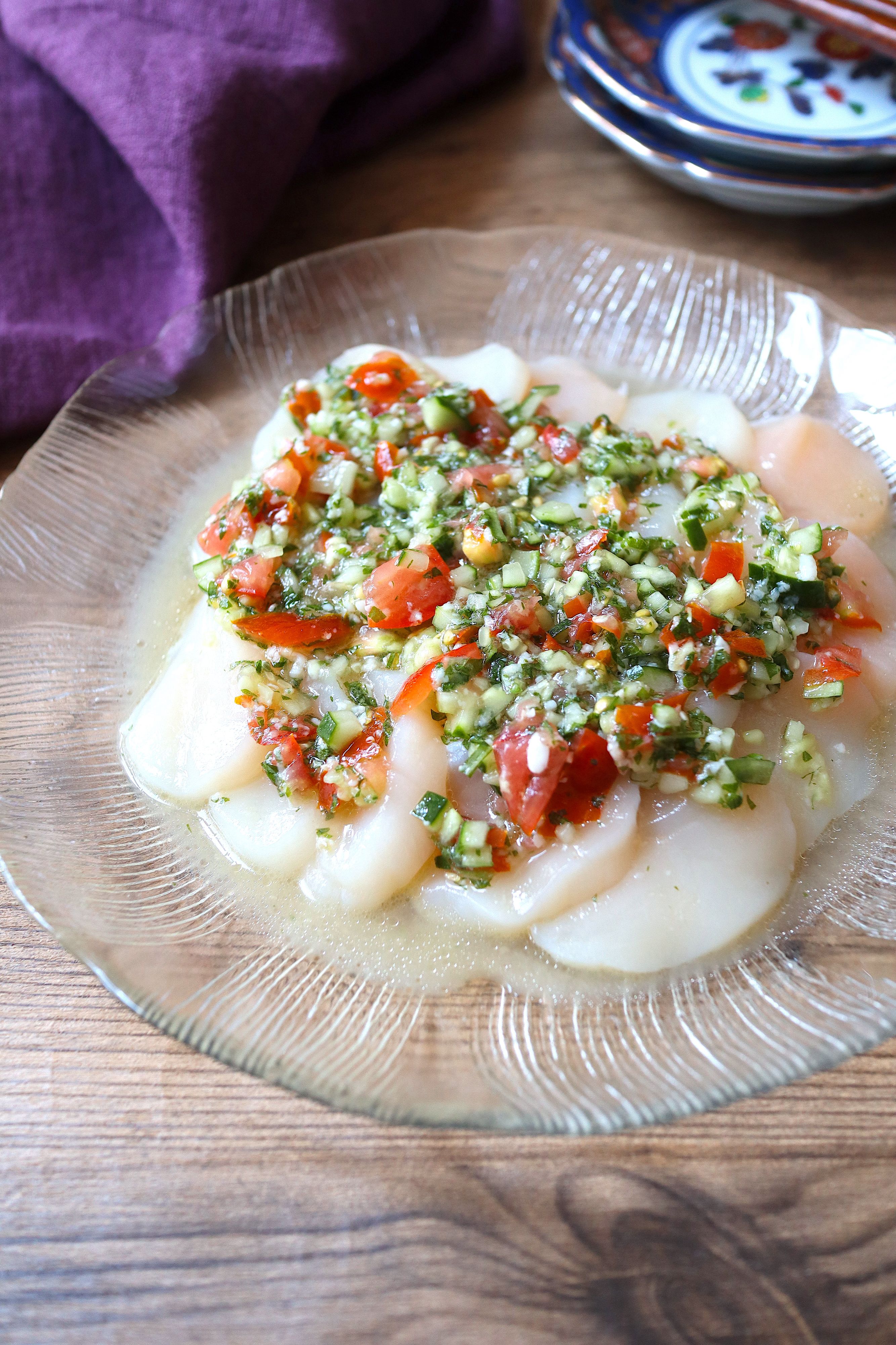 塩麹×和える】帆立カルパッチョ〜夏野菜ソースがけ〜 | レシピサイトNadia