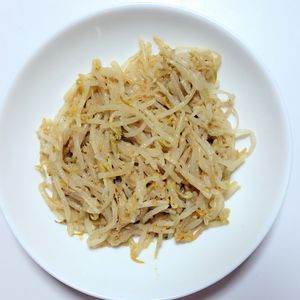 ふうかの作ってみた!投稿(5分で!もやしナムル。レンジで簡単おつまみ、あと一品の副菜。)