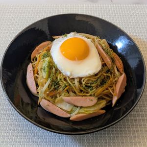 𝔂𝓾𝓶𝓲🍓の作ってみた!投稿(【カレー焼きそば】ピリッとスパイシー焼きそば)