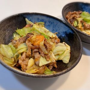 こんこんの作ってみた!投稿(包丁いらず♪オール1の黄金比率de『豚バラキャベツの回鍋肉』)