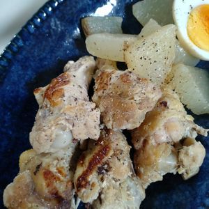 ゆみの作ってみた!投稿(旨味たっぷり♡手羽元と大根の塩こうじ煮)