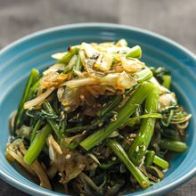5分で副菜！春菊と新玉ねぎのナムル！電子レンジで簡単！