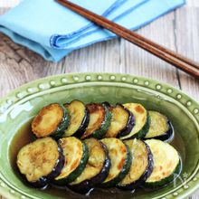 素材の味を楽しむ！夏野菜のお浸しレシピ