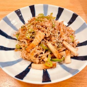 ちひろの作ってみた!投稿(こんにゃくとえのきとピーマン《腸活♡きんぴら》)