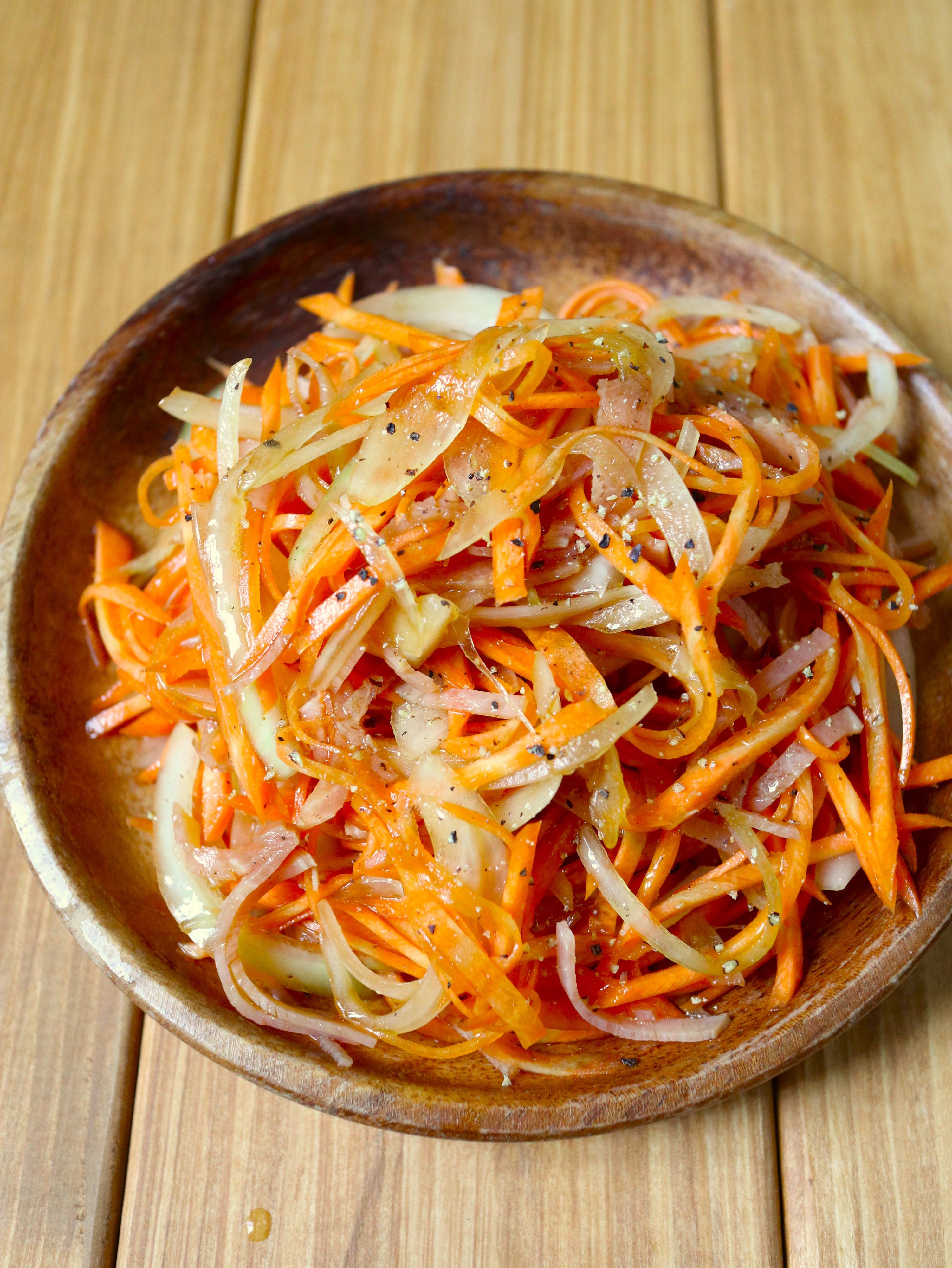 5分で完成！【にんじんと玉ねぎの酢醤油マリネ】 | レシピサイトNadia