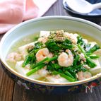 絹ごし豆腐の海老と菜の花のそぼろあん