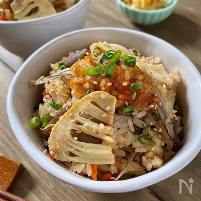 ごぼうとタケノコたっぷり 春の炊き込みご飯