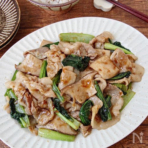 【豚バラと小松菜のオイスター炒め】ご飯がすすむ!