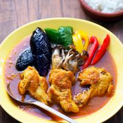 スパイスなしでOK！手羽元とカレー粉で作るスープカレー