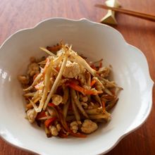 【鶏そぼろきんぴらごぼう】10分で完成！常備菜にも◎