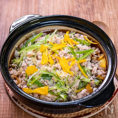 ご飯にかけても美味しい「鶏ひき肉の豆腐鍋」
