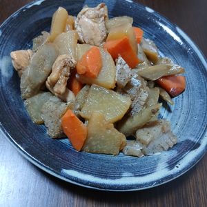 870325の作ってみた!投稿(大根たっぷり鶏ごぼう【作り置き】)