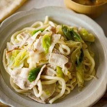 麺は茹でない！レンチンもしない！【豚バラねぎ塩うどん】