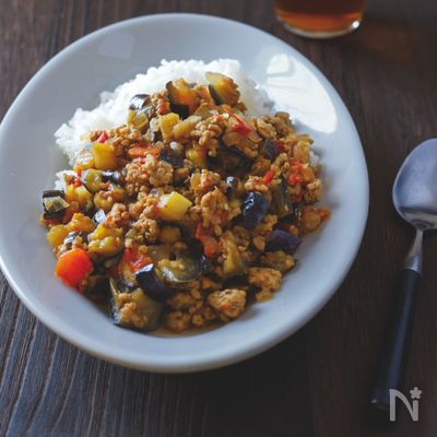 ひき肉とナスのカレー【ワンパン】
