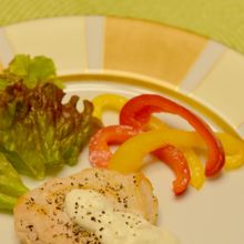 鶏むね肉のチーズソース