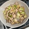 【豚こまとキャベツのとろうま炒め】節約おかず♪の工程4