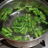 料理に添えれば春の装い!菜の花の塩茹での工程2