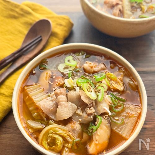 【豚バラ大根と白菜の辛味スープ】うま辛腸活だしスープ