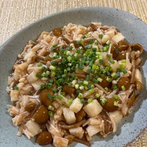 楽ラク手抜キッチン🐶🐾の作ってみた!投稿(【とろ梅きのこ】さっぱりつるっといける)