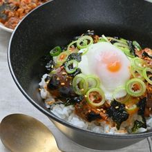 缶詰で5分!さば味噌×キムチのやみつき丼