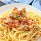 【作り置きトマトソースで】あさりのトマトソースパスタ