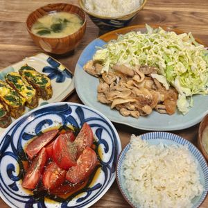 ぴいすけの作ってみた!投稿(豚こま切れ肉と玉ねぎの生姜焼き【冷凍・作り置き】)