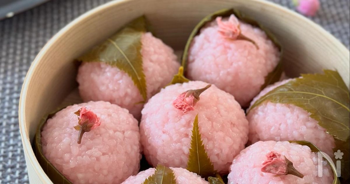 レンジで簡単！お店のような桜餅🌸