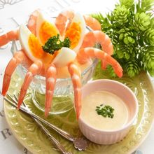 えびとゆで卵の前菜 マスタードソース