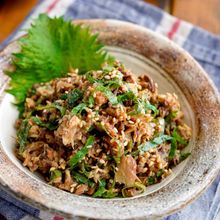 【鯖缶と大葉のなめろう風】生姜香る♪ご飯のお供、おつまみに♪