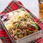 彩りもボリュームも満点♪【エスニック弁当】|一点豪華なラクうま弁当vol.14