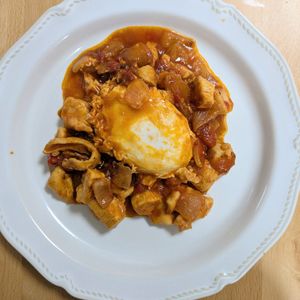 ゆいの作ってみた!投稿(【チキンと半熟たまごのトマト煮】虜になるおいしさ…♡)